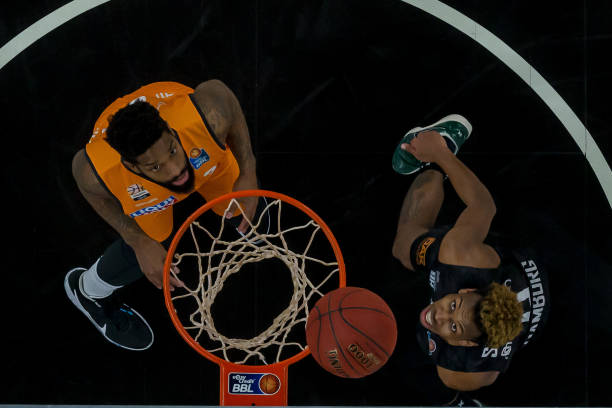 维尔茨在中 维尔茨在中